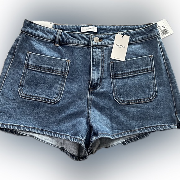 denim shorts NWT - Picture 1 of 4